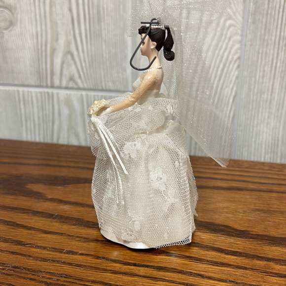 Barbie Wedding Day Hallmark Keepsake Ornament 1997 Edition - Picture 4 of 5